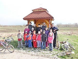 Copiii din Parohia Nou Român, în pelerinaj pe biciclete