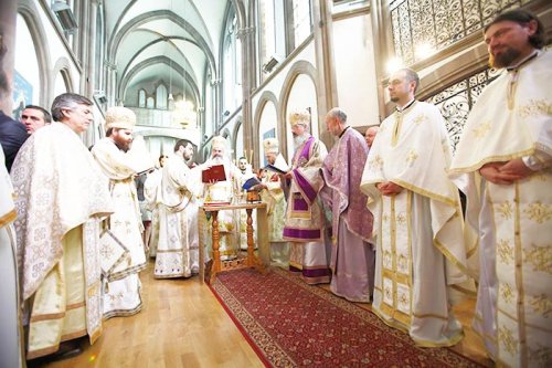 Patriarhul, în mijlocul românilor din Franţa