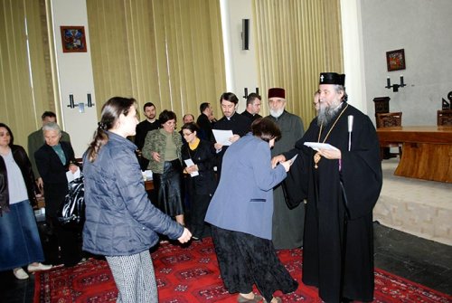 Daruri pentru angajaţii Arhiepiscopiei Craiovei