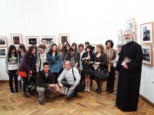 Expoziţie de fotografie la Muzeul de Artă din Ploieşti