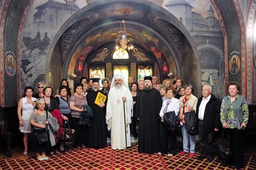 Pelerini din insula grecească Tinos la Catedrala patriarhală