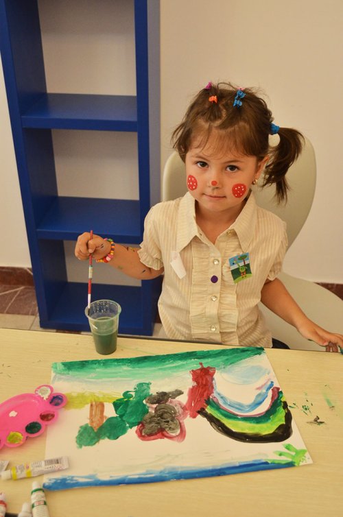 <b>Educaţie şi cultură</b>: Ziua copilului, sărbătorită la Şcoala „Varlaam Mitropolitul“
