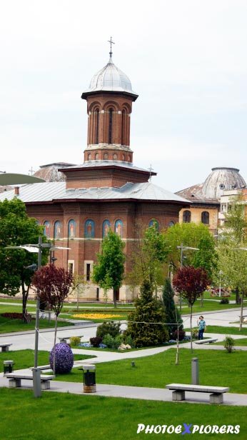 Bisericile Sfintei Treimi din Arhiepiscopia Craiovei