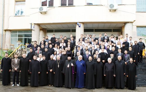 Festivitate de absolvire la Facultatea de Teologie din Oradea