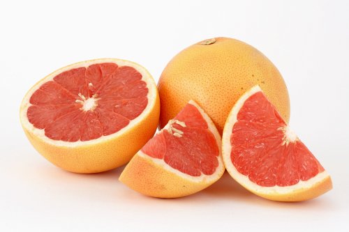 Grepfrutul ţine colesterolul în frâu
