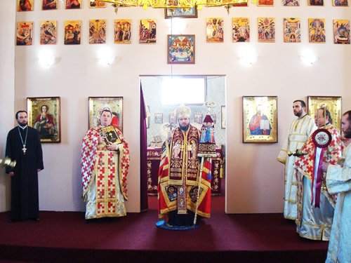 Liturghie arhierească la Centrul ortodox „Vasiliada“ din Oradea