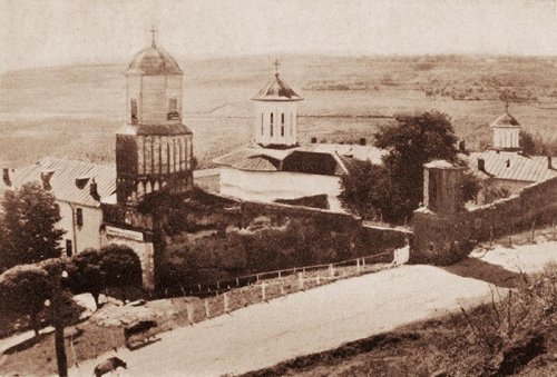Mănăstirea Brâncoveni în perioada interbelică