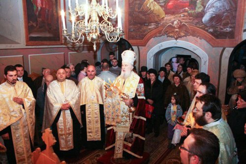 Hramul Paraclisului arhiepiscopal şi mitropolitan Kretzulescu din Târgovişte