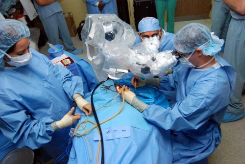 Transplant hepatic la un bolnav de cancer, în premieră în România