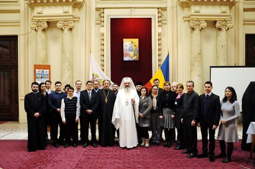 Şapte ani de cotidian ortodox aniversaţi la Patriarhie
