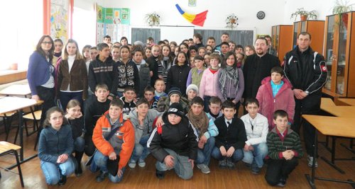 Activităţi educativ-catehetice la Girov