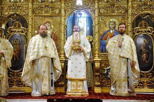 Duminica Sfintei Cruci la Catedrala patriarhală
