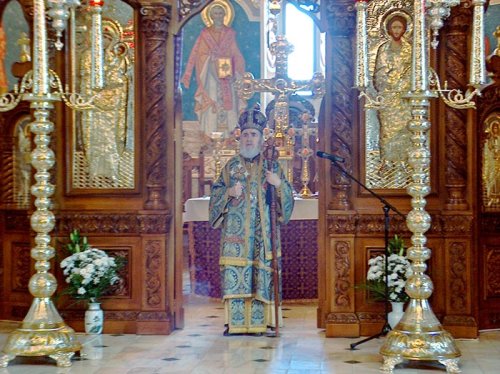 Duminica Sfintei Cruci în Mitropolia Banatului