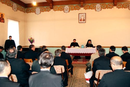 Dezbateri despre Taina Sfântului Maslu la Craiova
