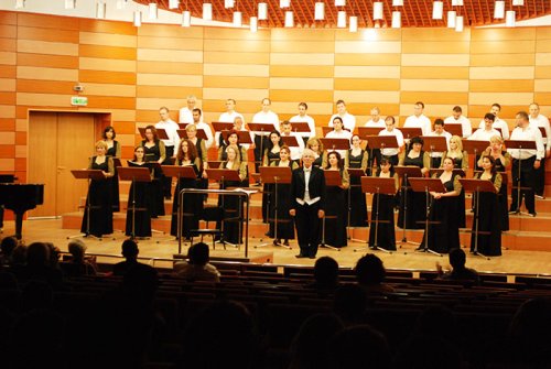 Armonii clasice pe scena Filarmonicii „Oltenia“