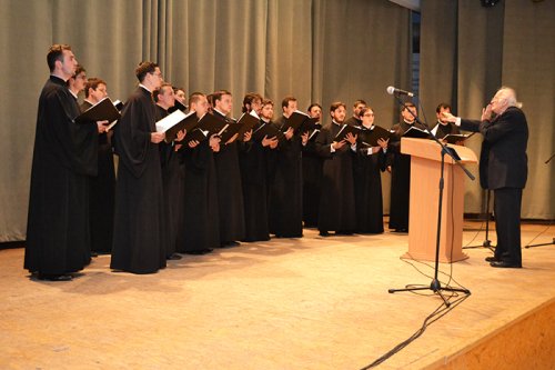 Corul preoţilor Episcopiei Caransebeşului a concertat la Gyula