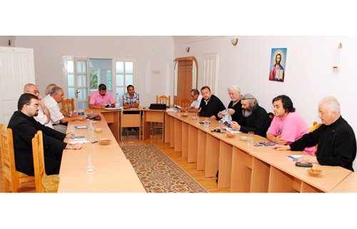 Lansare de carte la Mănăstirea Dobrina