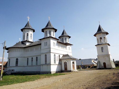 Sfântul Procopie, serbat în două biserici din Moldova