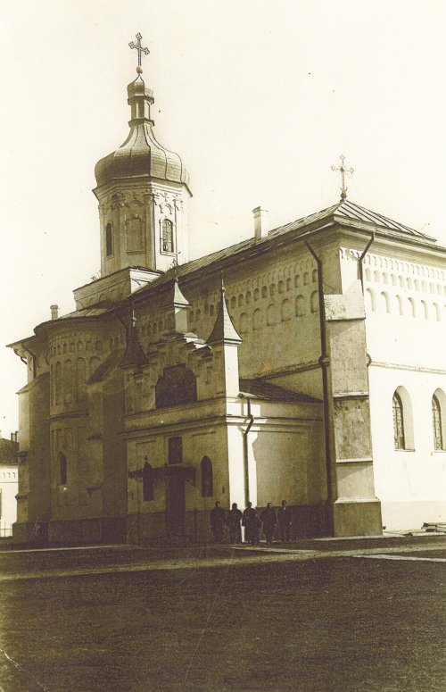 Catedralele Ortodoxiei româneşti: Roman