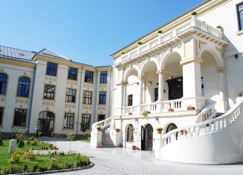 Revedere de 10 ani la Facultatea de Teologie din Craiova
