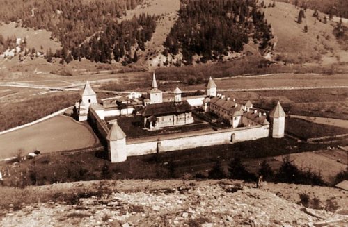 Mănăstirea Suceviţa în primul deceniu comunist
