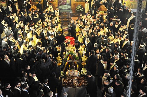 Arhiepiscopul Epifanie a fost înmormântat