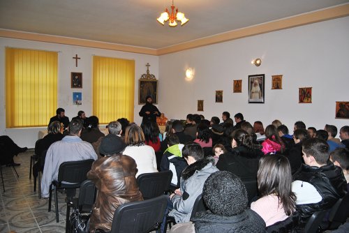 O nouă întâlnire duhovnicească pentru tineri la Oraviţa