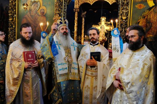 Binecuvântare arhierească la Mănăstirea Golia