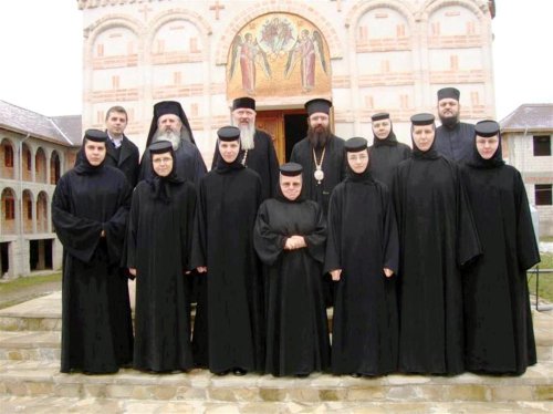 Ierarhi străini în vizită la mănăstirile ardelene