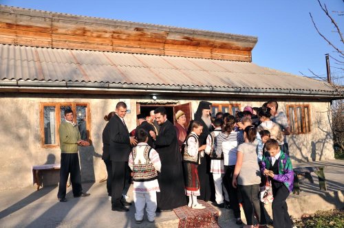Mare bucurie duhovnicească pentru enoriaşii din Spineni - Andrieşeni