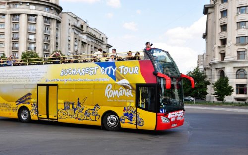 Se reia circulaţia pe linia turistică “Bucharest City Tour”
