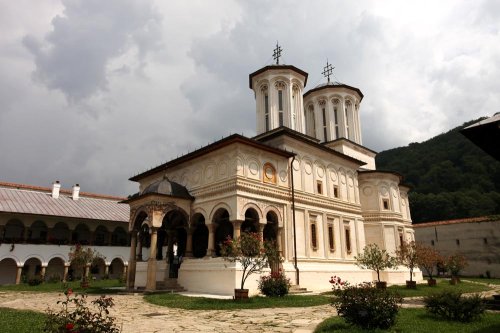 Mănăstirea Hurezi la ceas de praznic