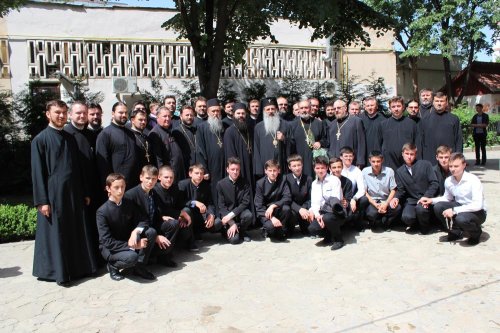 Seminarul Teologic din Botoşani, la ceas de sărbătoare