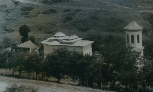 Mănăstirea Clocociov din Slatina la mijlocul secolului trecut