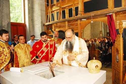 Nou altar închinat Sfântului Antonie cel Mare şi Sfântului Ioan Casian