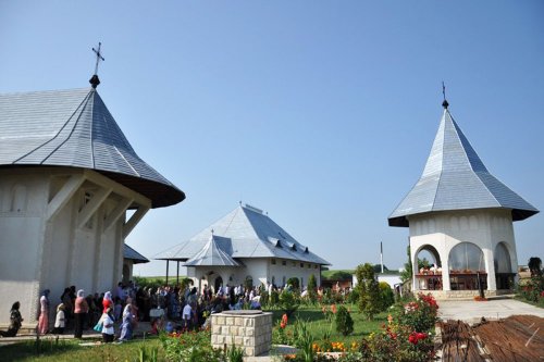Hramul de vară al Mănăstirii Eşanca