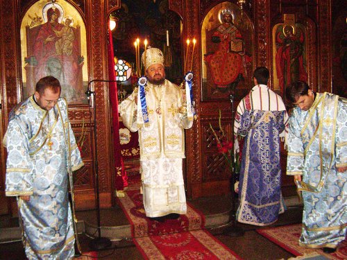 Biserici târnosite în Episcopia Devei şi Hunedoarei