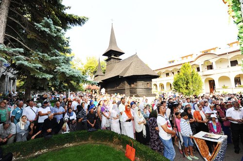 Hram binecuvântat la Mănăstirea Techirghiol