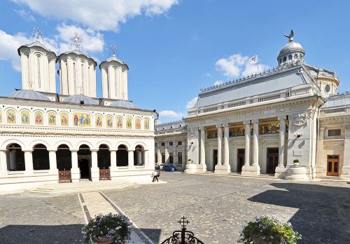 Cinstitele moaşte ale Sfinţilor şi Drepţilor Părinţi Ioachim şi Ana se vor afla la Catedrala patriarhală din Bucureşti