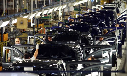 Vânzările Dacia înfloresc în Europa