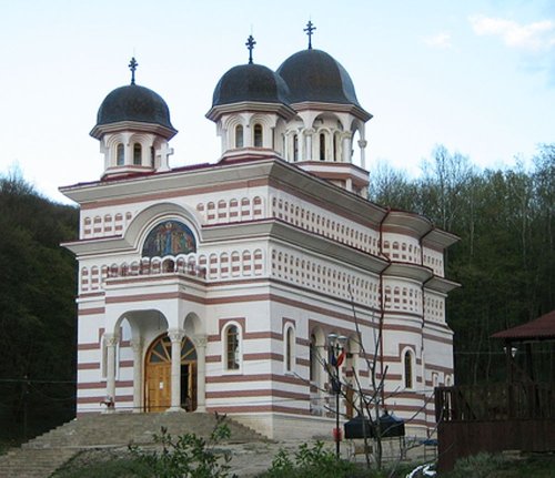 Întâlnirea preoteselor din judeţul Cluj, la Mănăstirea Floreşti