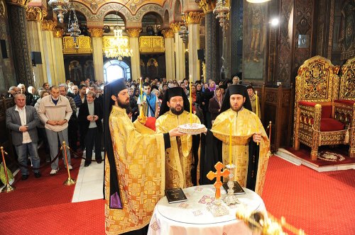 Părintele Paisie Olaru pomenit la Catedrala patriarhală