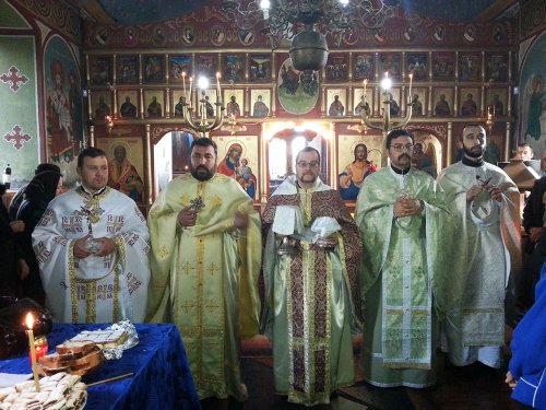 Epitrahilul Sfântului Grigorie Decapolitul a fost dăruit Parohiei Lupşanu
