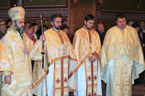 Prima duminică din Postul Craciunului la Catedrala arhiepiscopală din Buzău