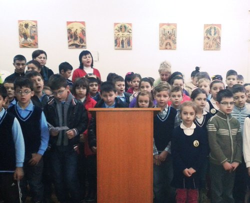 Colinde închinate Sfântului Nicolae la Liceul Ortodox din Oradea