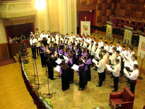Concert de colinde al corurilor Facultăţii de Teologie din Arad