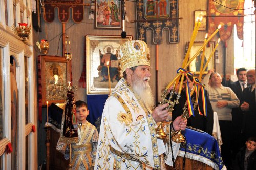 Slujbe arhiereşti în Mitropolia Moldovei şi Bucovinei