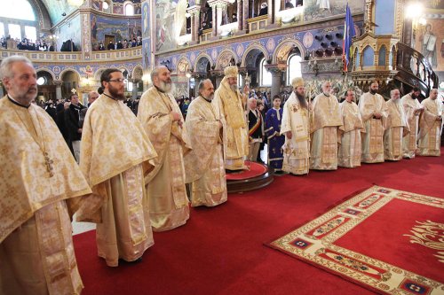 Sfinţii Trei Ierarhi prăznuiţi în Transilvania