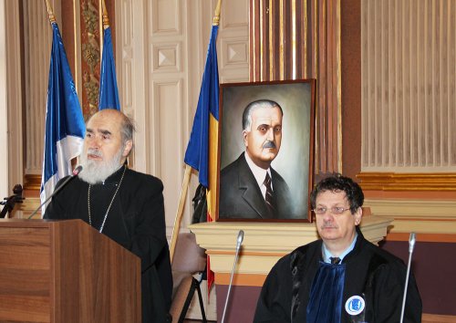 Manifestări culturale dedicate marelui patriot Vasile Goldiş