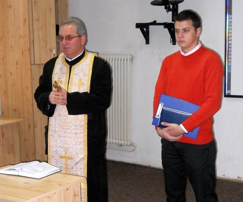 Ajutoare pentru copiii cu risc de abandon şcolar din Arhiepiscopia Sibiului